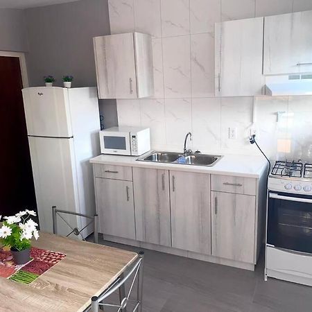 Cozy 1-Bedroom Apartment Close To City Center Willemstad Exteriör bild