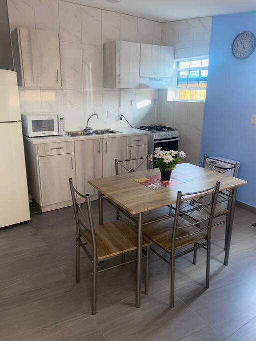 Cozy 1-Bedroom Apartment Close To City Center Willemstad Exteriör bild